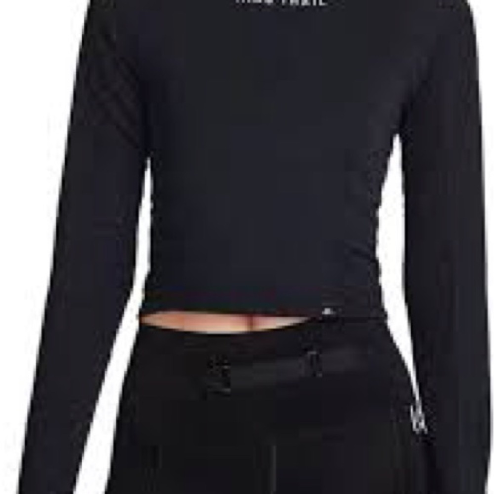 Nike Black Long-Sleeve Crop Trail Tee - Picture 2 of 15